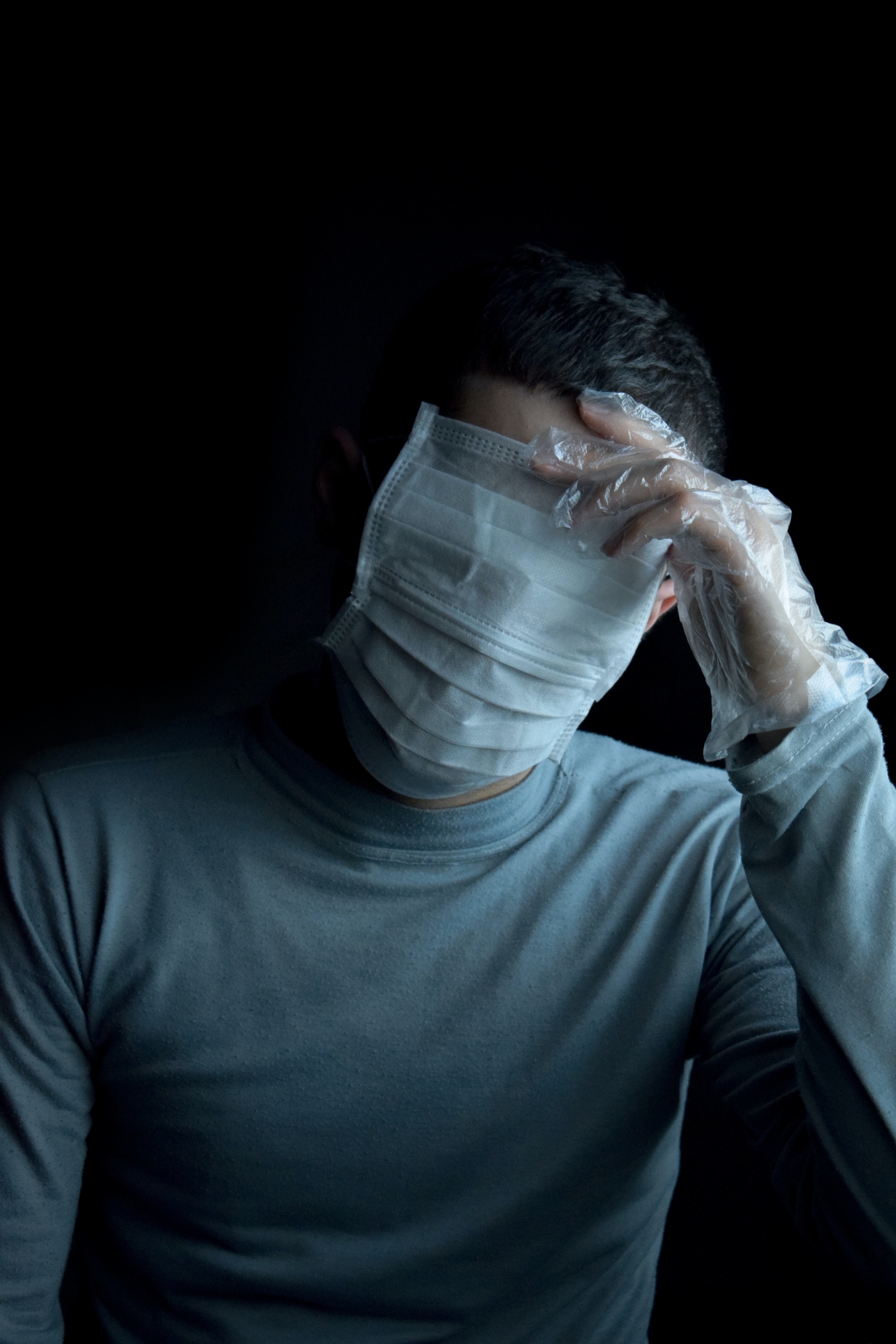 Man with mask and gloves